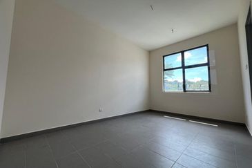 (PRIME LOCATION) Huge 3 Storey Superlink, Taman Ukay Tropika Ukay Perdana Ulu Klang, Ampang
