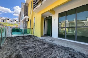 (PRIME LOCATION) Huge 3 Storey Superlink, Taman Ukay Tropika Ukay Perdana Ulu Klang, Ampang