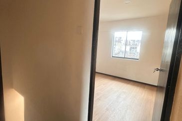 Renovated Double Storey Low Medium Cost Kluang Barat