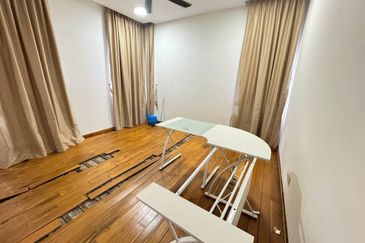 (GATED GUARDED) 3 Storey Bungalow @ Casabella, Kota Damansara PJ