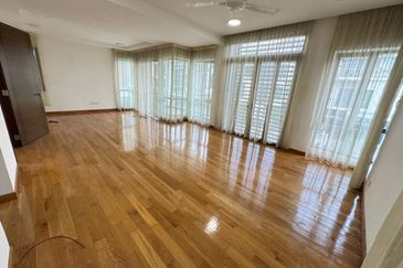 (GATED GUARDED) 3 Storey Bungalow @ Casabella, Kota Damansara PJ