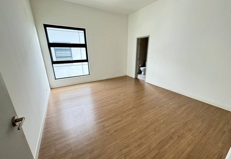 (GATED GUARDED) 2 Storey Semi D @ Tropicana Aman, Telok Panglima Garang