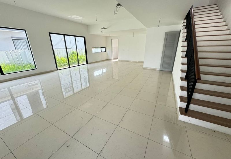 (GATED GUARDED) 2 Storey Semi D @ Tropicana Aman, Telok Panglima Garang