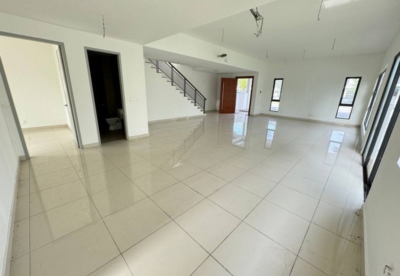 (GATED GUARDED) 2 Storey Semi D @ Tropicana Aman, Telok Panglima Garang