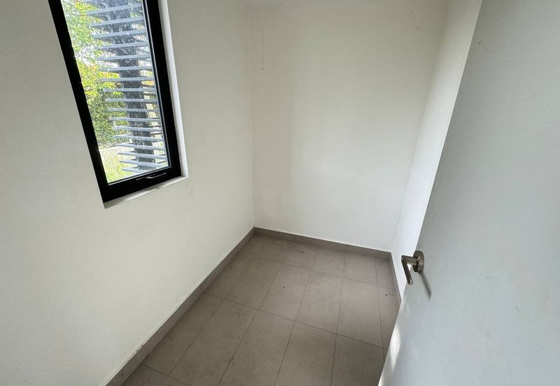 (GATED GUARDED) 2 Storey Semi D @ Tropicana Aman, Telok Panglima Garang