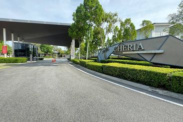 (GATED GUARDED) 2 Storey Semi D @ Tropicana Aman, Telok Panglima Garang