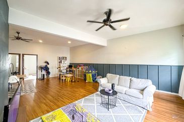 (LEVEL 1) Renovated Embun Residence Taman Puncak Saujana, Kajang