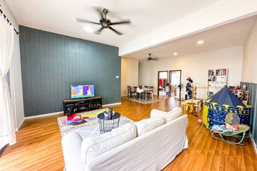 (LEVEL 1) Renovated Embun Residence Taman Puncak Saujana, Kajang