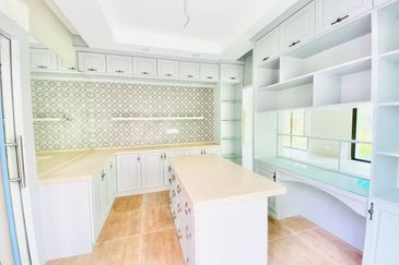 (FREEHOLD) 3 Storey SEMI-D Riverview, Kemensah, Taman Melawati 