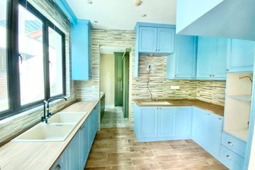 (FREEHOLD) 3 Storey SEMI-D Riverview, Kemensah, Taman Melawati 