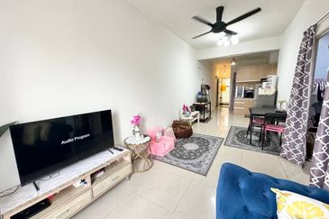 (GATED GUARDED) Camellia Court Apartment, Taman Impian Putra, Kajang 