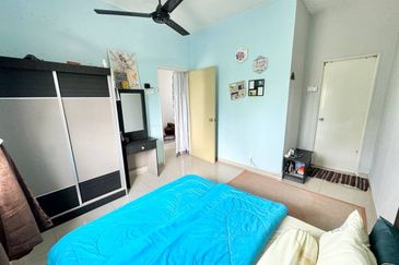 (GATED GUARDED) Camellia Court Apartment, Taman Impian Putra, Kajang 