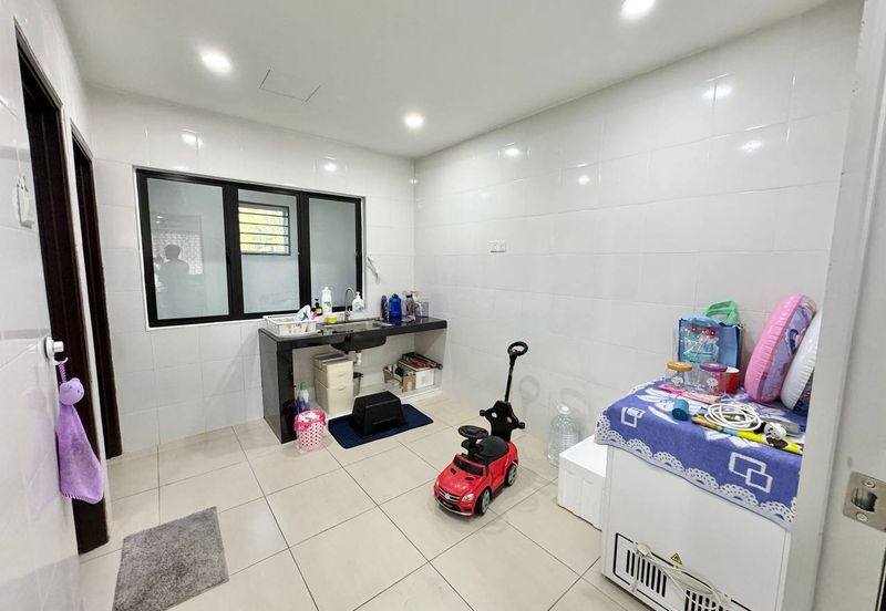 FULLY RENOVATED 2 Storey Taman Desa Bukit Nilam, Meru Klang