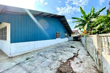 (CORNER LOT) Single Storey Taman Rambai Indah, Jenjarom