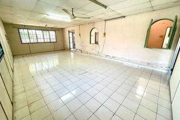 (CORNER LOT) Single Storey Taman Rambai Indah, Jenjarom