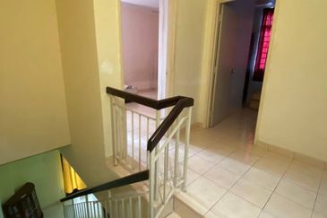 (FULLY FURNISHED) Renovated 2 Storey Semi-D Lorong Azzaharah, Puncak Alam