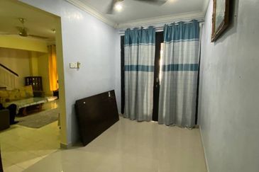 (FULLY FURNISHED) Renovated 2 Storey Semi-D Lorong Azzaharah, Puncak Alam