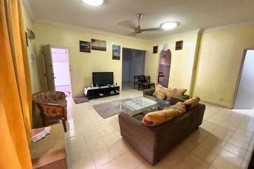 (FULLY FURNISHED) Renovated 2 Storey Semi-D Lorong Azzaharah, Puncak Alam