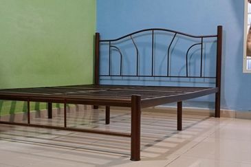 (FULLY EXTENDED) RENOVATED 2 Storey SEMI-D Cluster Taman Desiran Bayu Puchong