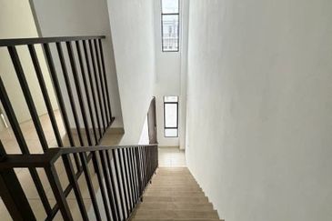 (GATED GUARDED) Brand New 2 Storey Terrace Myra Alam, Puncak Alam 