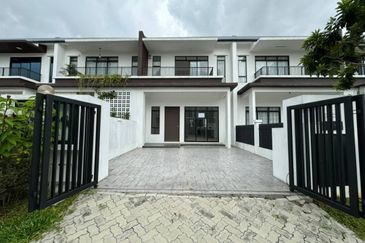(GATED GUARDED) Brand New 2 Storey Terrace Myra Alam, Puncak Alam 