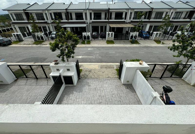 (GATED GUARDED) Brand New 2 Storey Terrace Myra Alam, Puncak Alam 