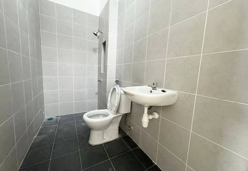 (GATED GUARDED) Brand New 2 Storey Terrace Myra Alam, Puncak Alam 