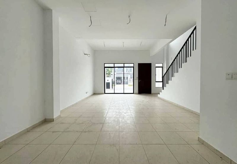 (GATED GUARDED) Brand New 2 Storey Terrace Myra Alam, Puncak Alam 