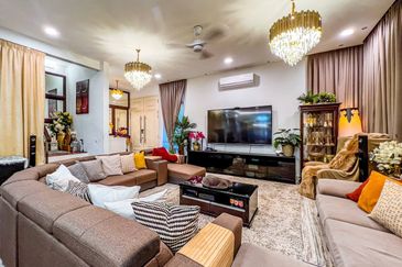 (FACING OPEN) Semi-D Double Storey, Tenderfield Eco Majestic, Semenyih