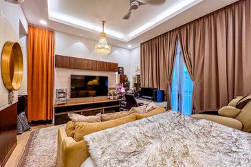 (FACING OPEN) Semi-D Double Storey, Tenderfield Eco Majestic, Semenyih