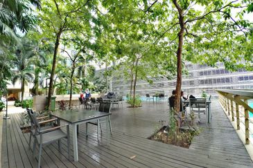 (PRIME LOCATION) Marc Residence Service Residence 