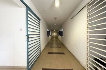 (GATED GUARDED) Penaga Condominium Taman Raintree @ Batu Caves Selangor