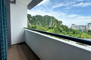 (GATED GUARDED) Penaga Condominium Taman Raintree @ Batu Caves Selangor