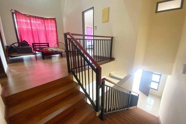 (GATED GUARDED) Well Maintained 2 Storey Semi-D Puncak Bestari, Puncak Alam