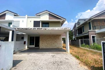 (GATED GUARDED) Well Maintained 2 Storey Semi-D Puncak Bestari, Puncak Alam