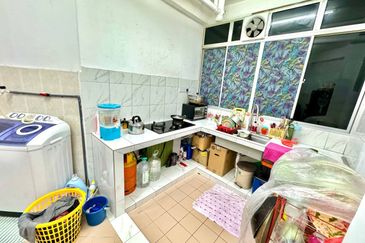 (GATED GUARDED) Kenangan View Apartment @ Taman Bukit Kenangan, Kajang