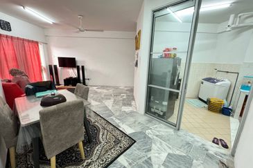 (GATED GUARDED) Kenangan View Apartment @ Taman Bukit Kenangan, Kajang