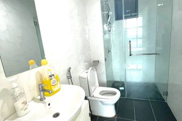 (GATED GUARDED) Vista Alam Residence Apartment, Seksyen 14, Shah Alam, Selangor