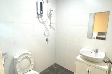 (GATED GUARDED) Vista Alam Residence Apartment, Seksyen 14, Shah Alam, Selangor