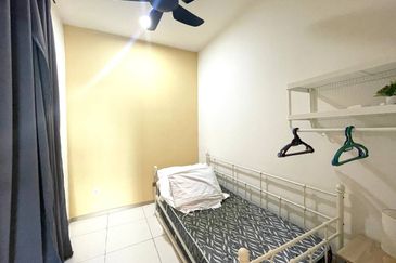(GATED GUARDED) Vista Alam Residence Apartment, Seksyen 14, Shah Alam, Selangor