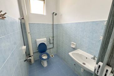 Sri Puteri (Earls Court), Ukay Perdana