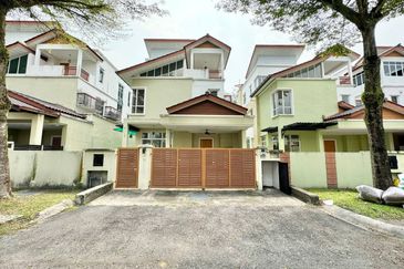 Seksyen 4, Shah Alam