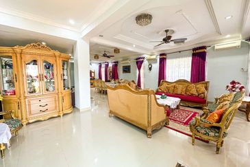 (FACING OPEN) Renovated 2.5 Storey Semi-D Taman Desa Baru 2, Koperasi Cuepacs, Cheras Selangor