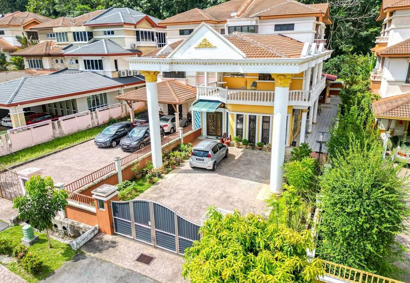 (FACING OPEN) Renovated 2.5 Storey Semi-D Taman Desa Baru 2, Koperasi Cuepacs, Cheras Selangor