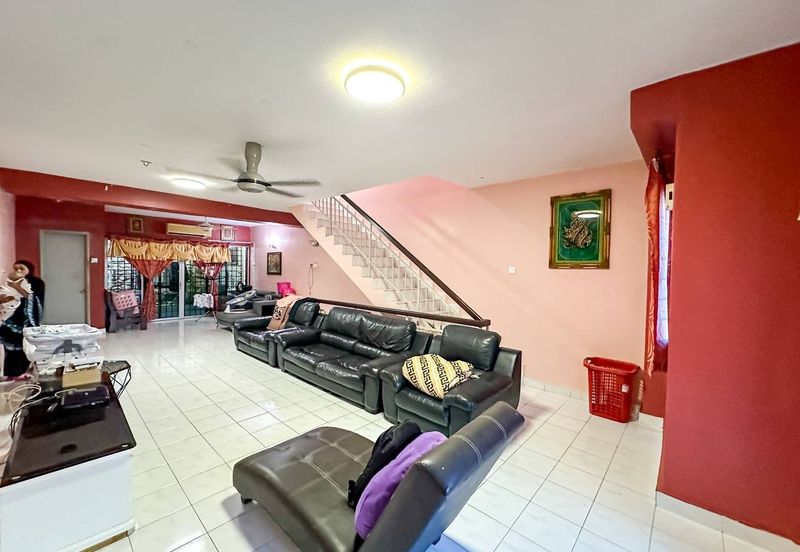 (BALCONY) Gated Guarded Renovated 3 Storey Terrace Taman Selayang Mulia 