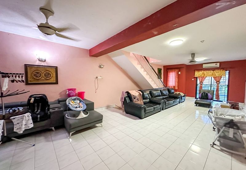 (BALCONY) Gated Guarded Renovated 3 Storey Terrace Taman Selayang Mulia 