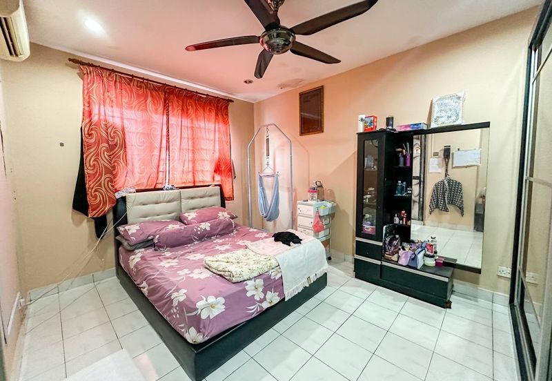 (BALCONY) Gated Guarded Renovated 3 Storey Terrace Taman Selayang Mulia 