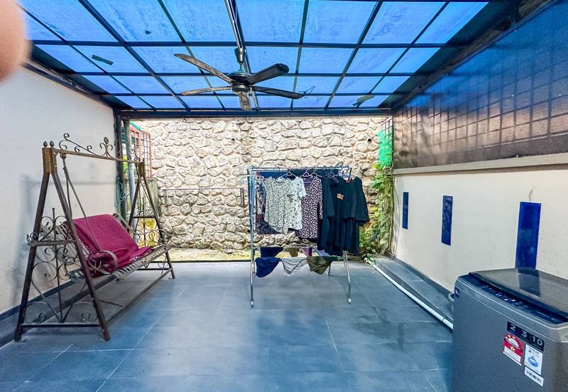 (BALCONY) Gated Guarded Renovated 3 Storey Terrace Taman Selayang Mulia 