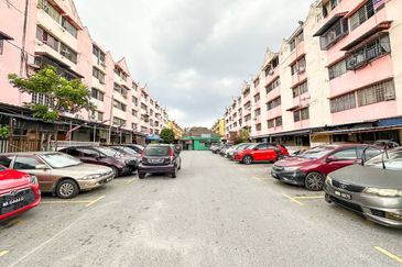 (LOWCOST) Flat Taman Samudra Batu Caves