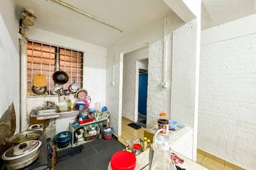 (LOWCOST) Flat Taman Samudra Batu Caves